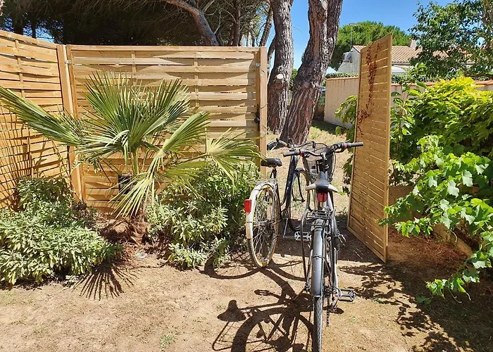 Loft Bord De - 800m Des Plages Hotel del amor