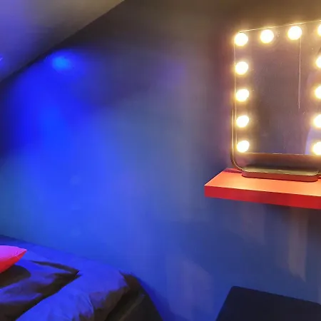 Loft Bord De - 800m Des Plages Фура