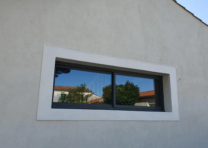 Loft Bord De - 800m Des Plages Hotel del amor